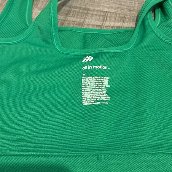 target seamless all in motion sports bra tank - Picture 3 of 4